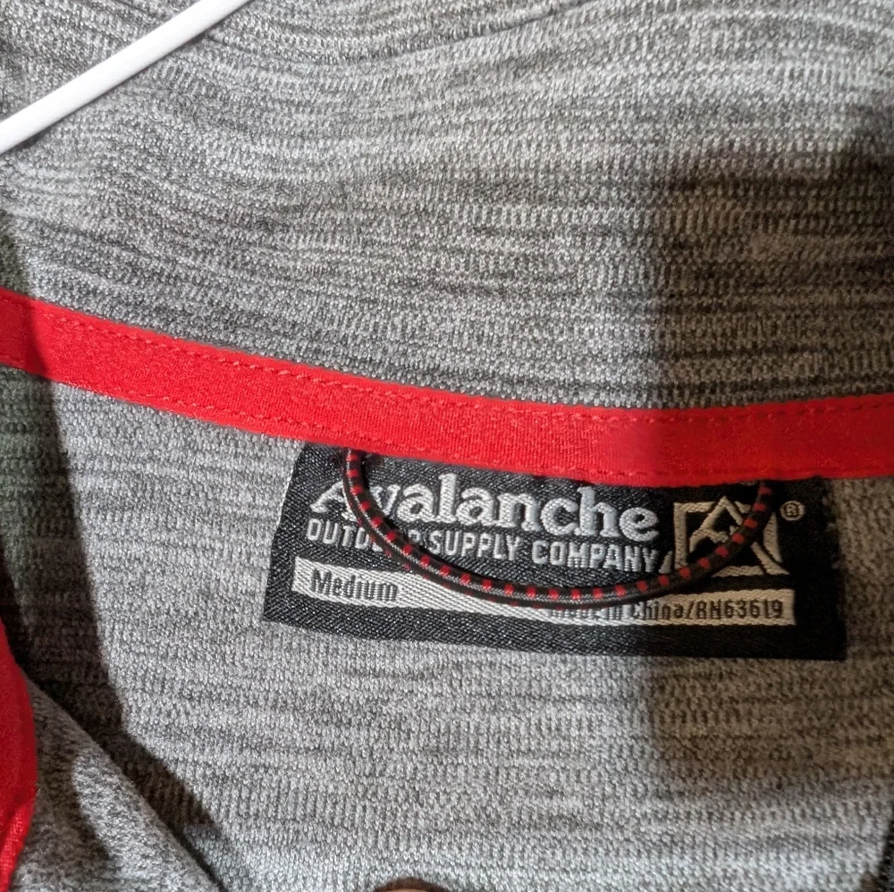 Avalanche‎ Men's M Lined 1/4 Zip Pullover